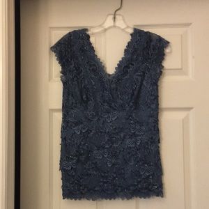 Le Chateau V neck top